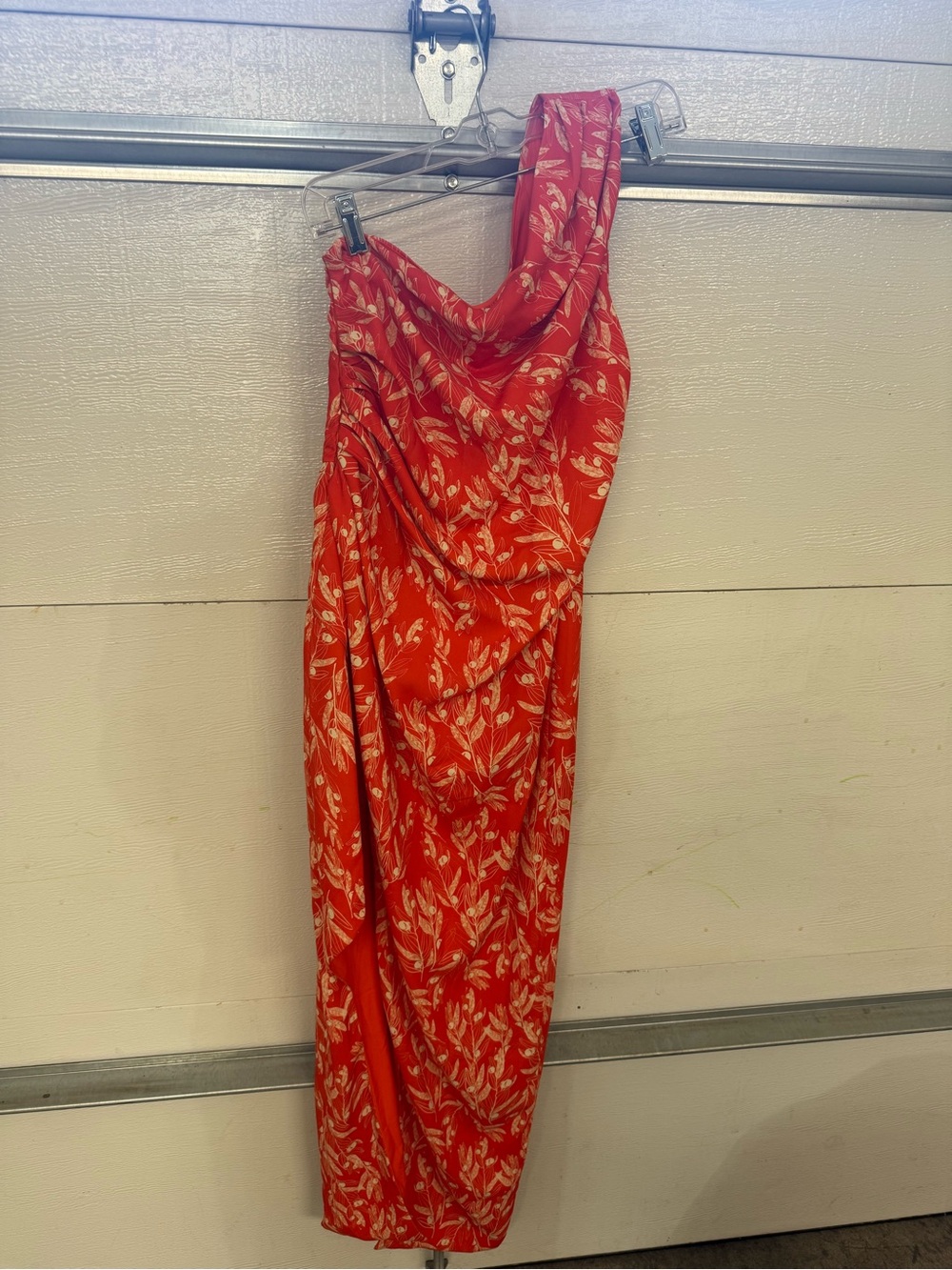 Alexia Admor Red One-Shoulder Floral Draped Midi Dress